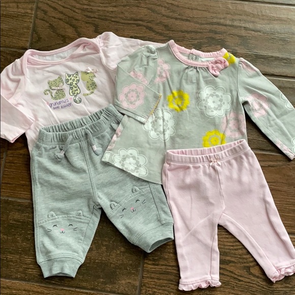 small wonders Other - 🎀Adorable girl 2 outfit bundle🎀